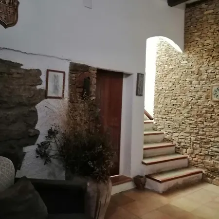 Cal Benaiges Apartment